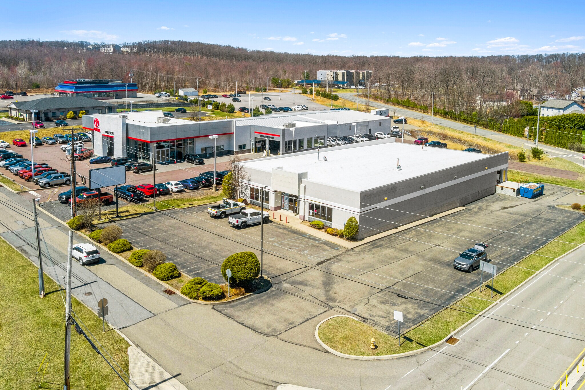 98 Airport Rd, Hazleton, PA à vendre Photo du bâtiment- Image 1 de 1