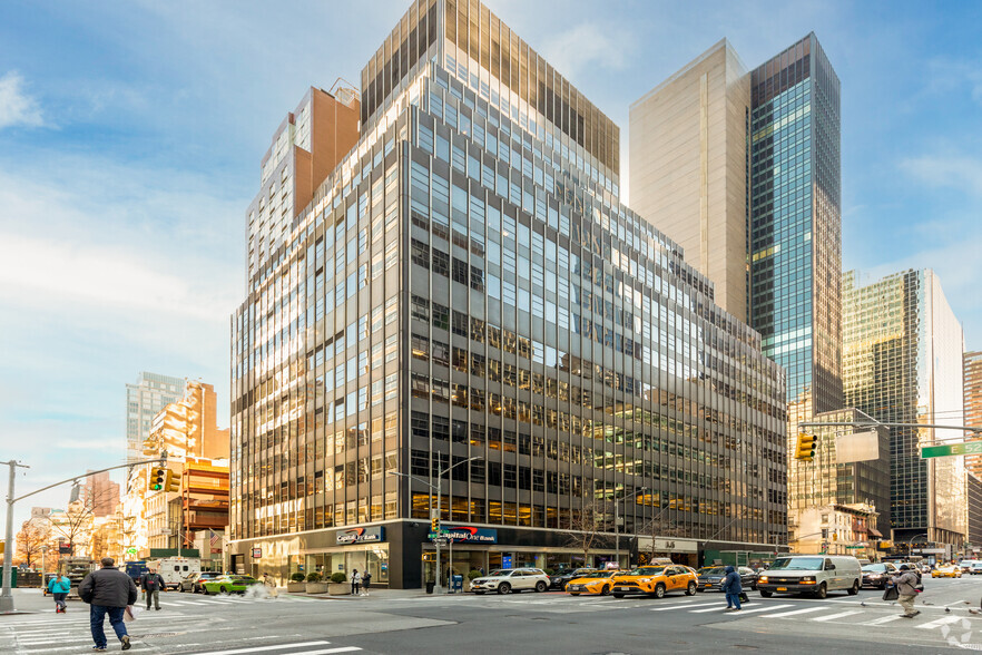 845 Third Ave, New York, NY for lease - Building Photo - Image 1 of 1