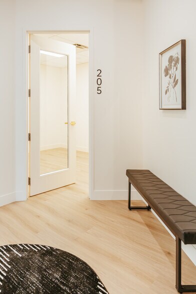 363 S 500 E, Salt Lake City, UT à louer - Photo du bâtiment - Image 3 de 10