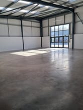 6 Barons Ct, Grangemouth for lease Interior Photo- Image 2 of 2