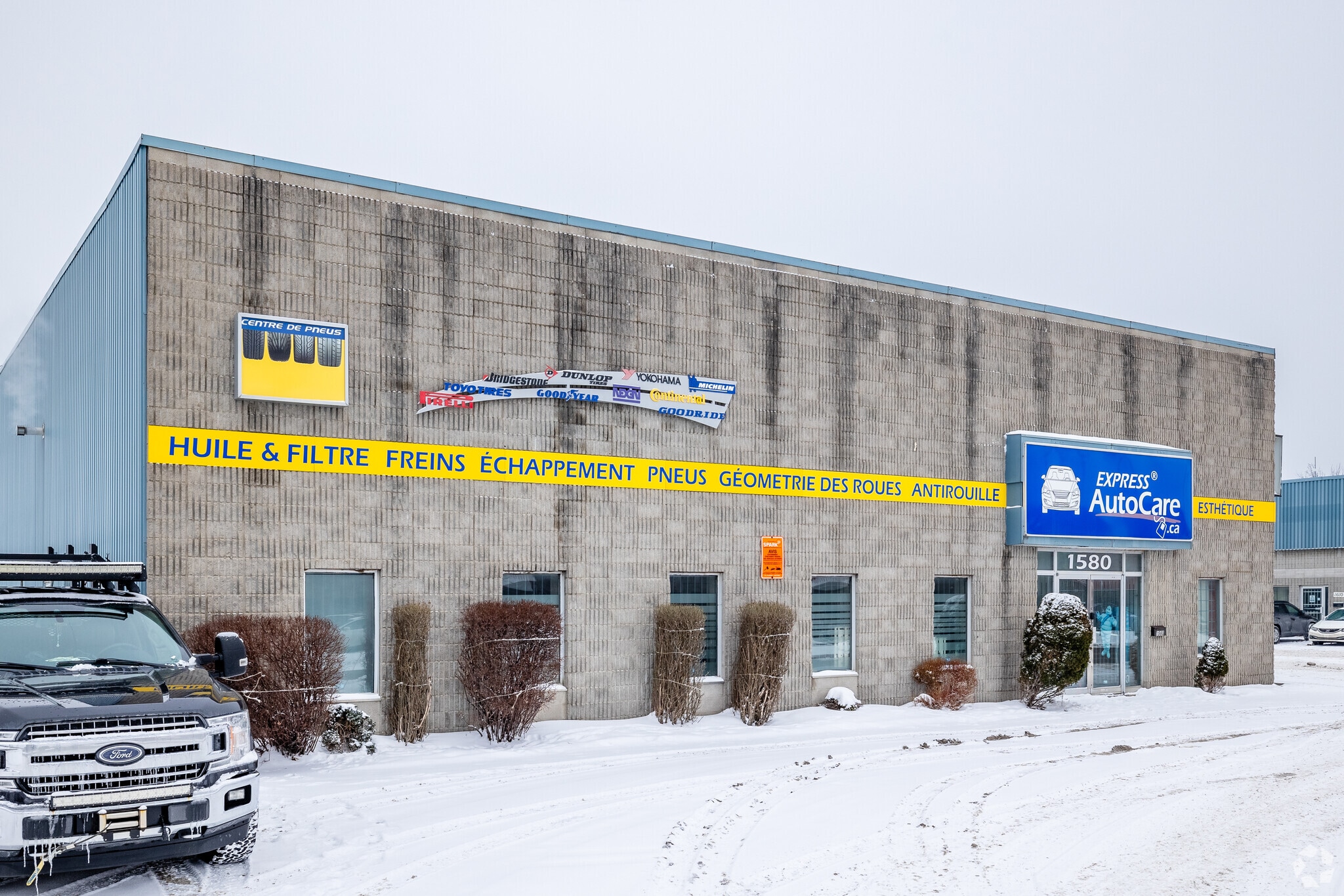 1580-1600 Boul Saint-Elzéar O, Laval, QC à vendre Photo principale- Image 1 de 5