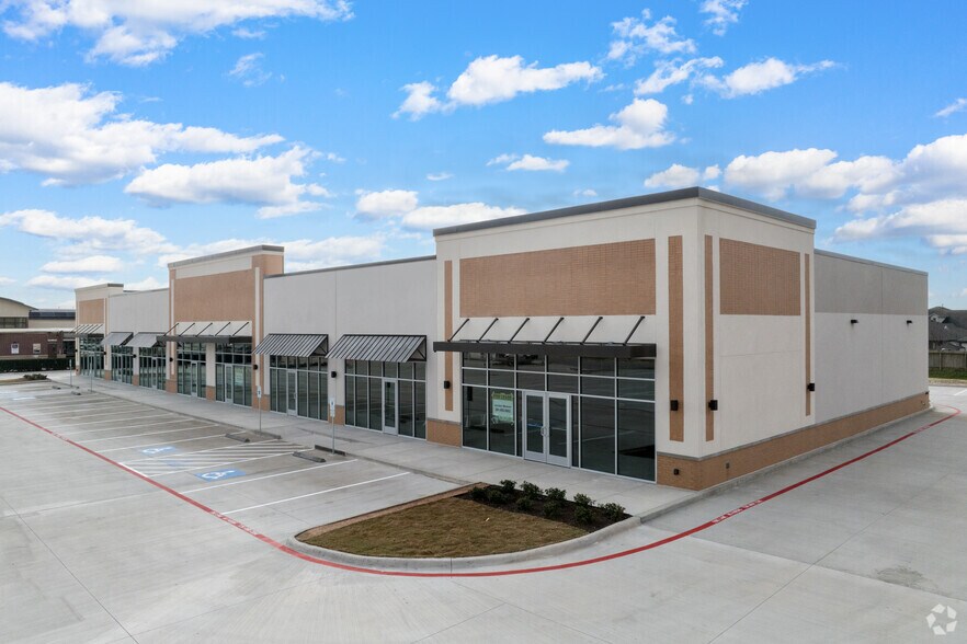 23151 Clay Rd, Katy, TX à louer - Photo du bâtiment - Image 3 de 21