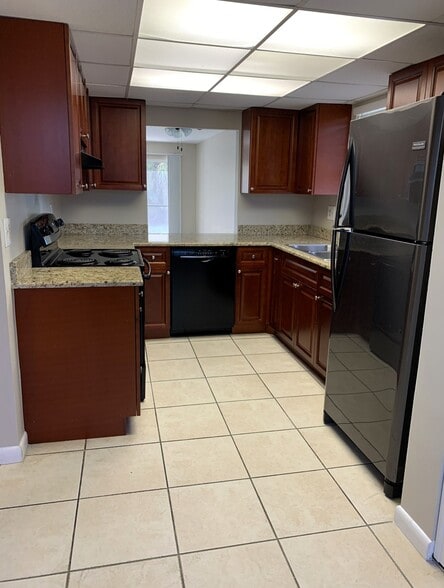 960 Morningside Dr, Naples, FL à vendre - Photo du bâtiment - Image 2 de 10