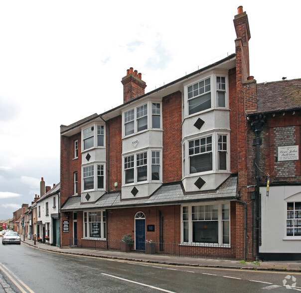 1 High St, Watlington à louer - Photo principale - Image 1 de 4