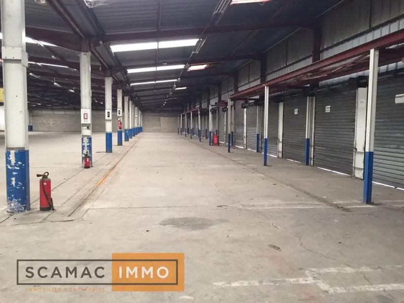 Industrial in Lognes for sale Interior Photo- Image 1 of 2
