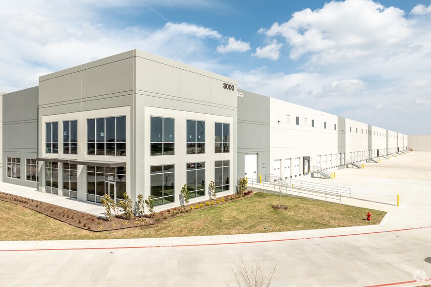 3000 Mark IV Pky, Fort Worth, TX for lease - Building Photo - Image 2 of 22