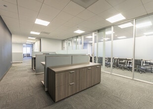 10 S LaSalle St, Chicago, IL for lease Interior Photo- Image 1 of 6