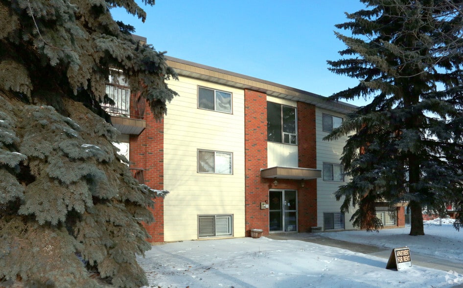 10434 77th Ave NW, Edmonton, AB à vendre - Photo du bâtiment - Image 2 de 2