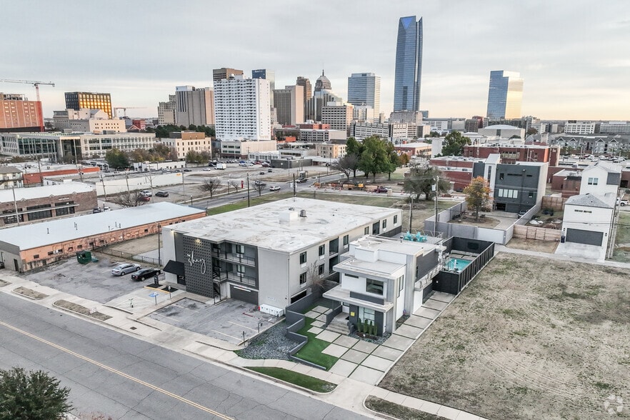 516 NW 8th St, Oklahoma City, OK for sale - Aerial - Image 2 of 22