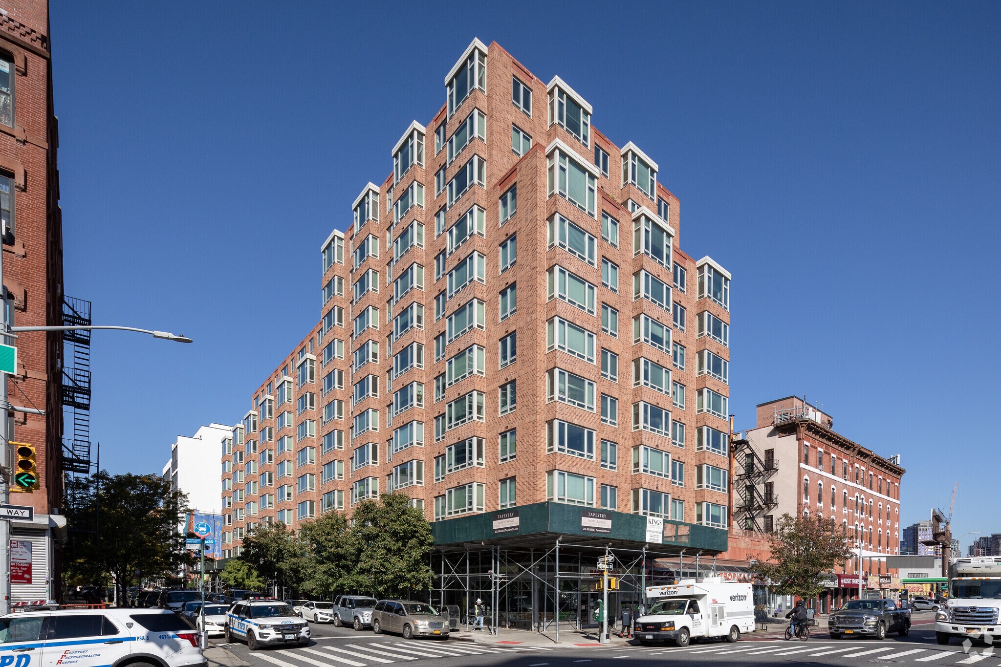 245 E 124th St, New York, NY à louer Photo principale- Image 1 de 7