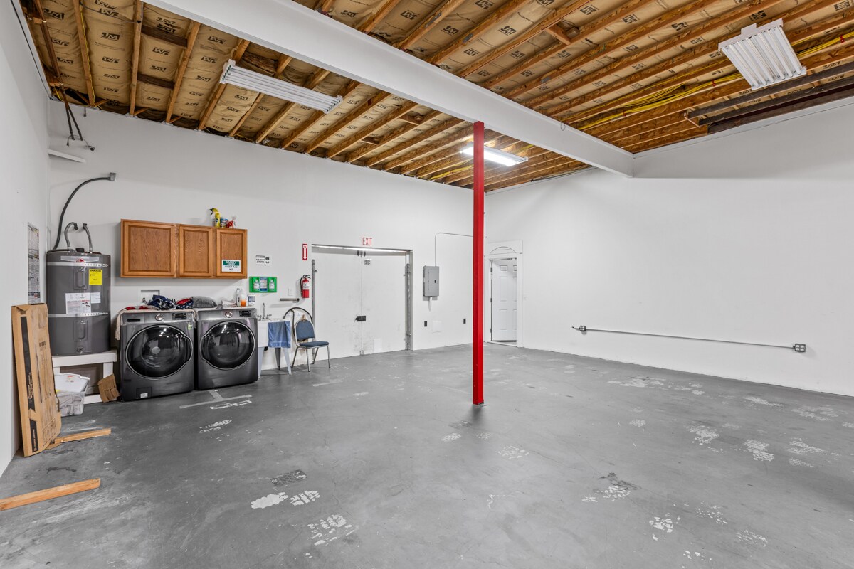 73-5568 Maiau St, Kailua Kona, HI 96740 - Unit 104 - - Interior Photo - Image 1 of 24