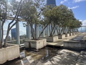 One Front St, San Francisco, CA for lease Building Photo- Image 1 of 2