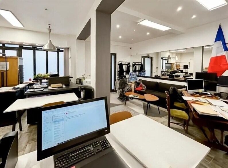 Bureau dans Paris à vendre - Photo du bâtiment - Image 3 de 7