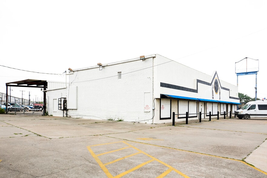 4243 S Port Ave, Corpus Christi, TX for lease - Building Photo - Image 2 of 16