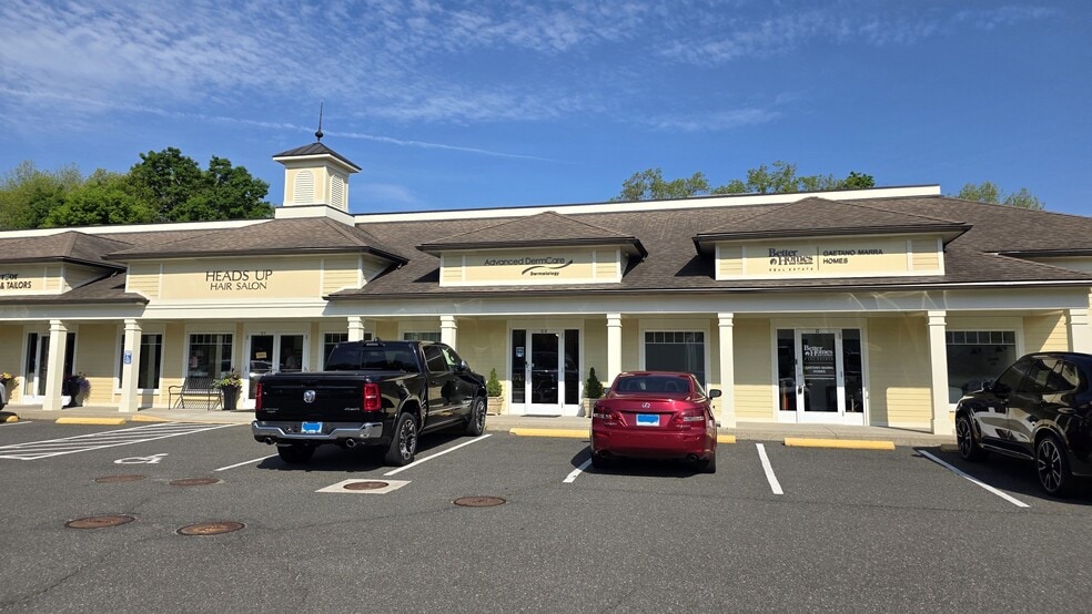 760 Main St S, Southbury, CT à vendre - Photo du bâtiment - Image 2 de 3