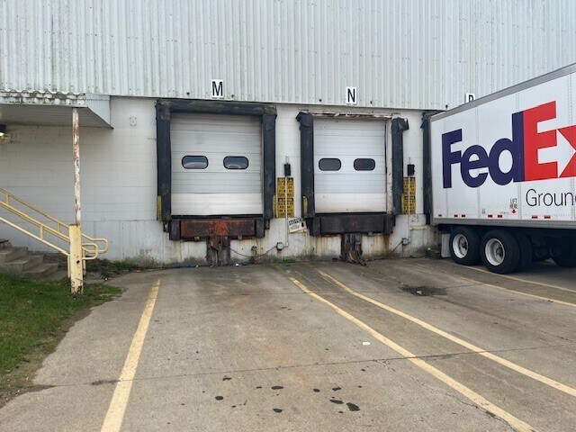 100 Eunice Ave, Parchment, MI à louer - Photo du bâtiment - Image 3 de 10