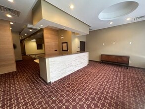 2645 N Milwaukee Ave, Chicago, IL à louer Photo intérieure- Image 1 de 3