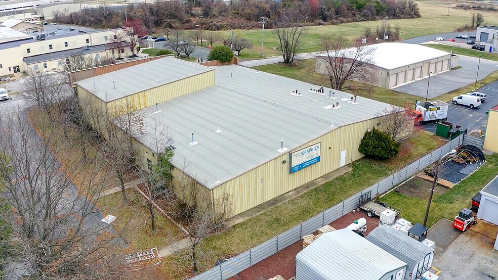 200 Century Blvd, New Castle, DE à vendre - Photo du bâtiment - Image 2 de 17