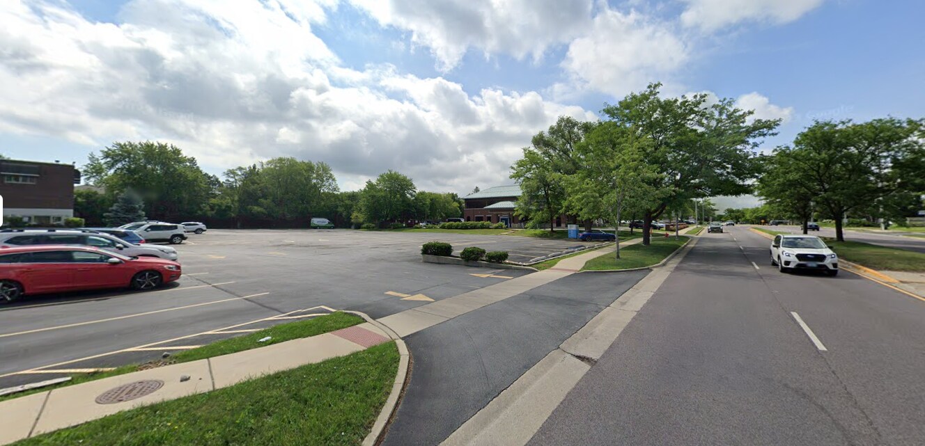 281 Waukegan Rd, Northfield, IL à vendre Photo du bâtiment- Image 1 de 2