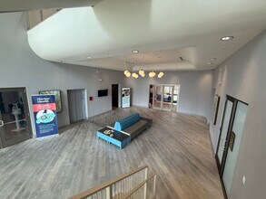 505 Louis Henna Blvd, Round Rock, TX for lease Building Photo- Image 2 of 24