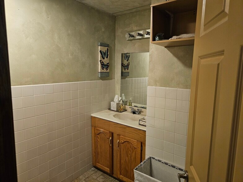 220 S Ashland St, Cambridge, MN à vendre - Photo du bâtiment - Image 3 de 13