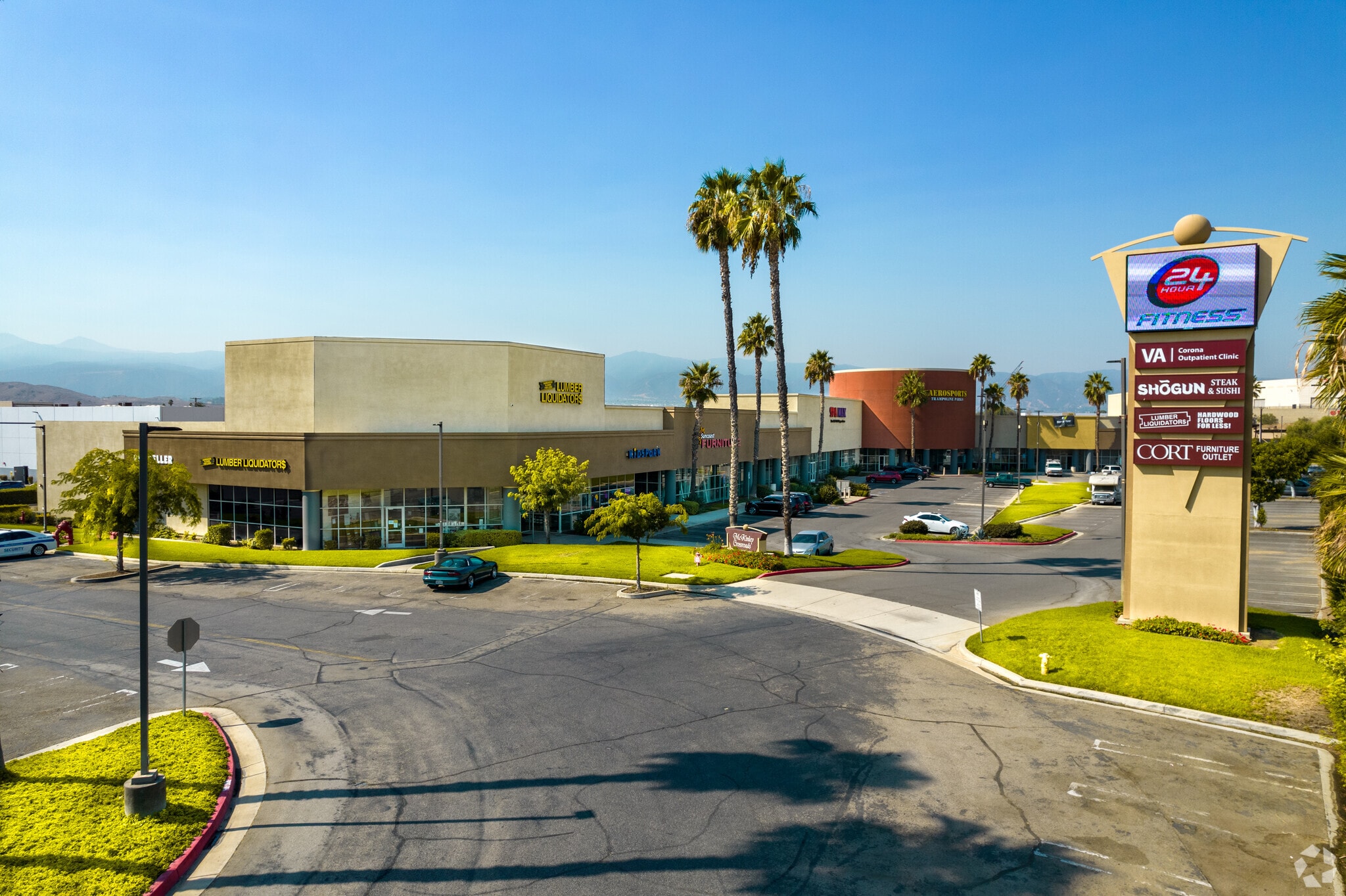 275-280 Teller St, Corona, CA for lease Building Photo- Image 1 of 8