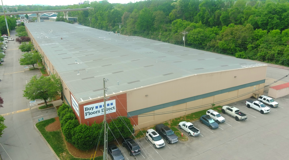 100-128 Powell Pl, Nashville, TN for lease - Building Photo - Image 1 of 4