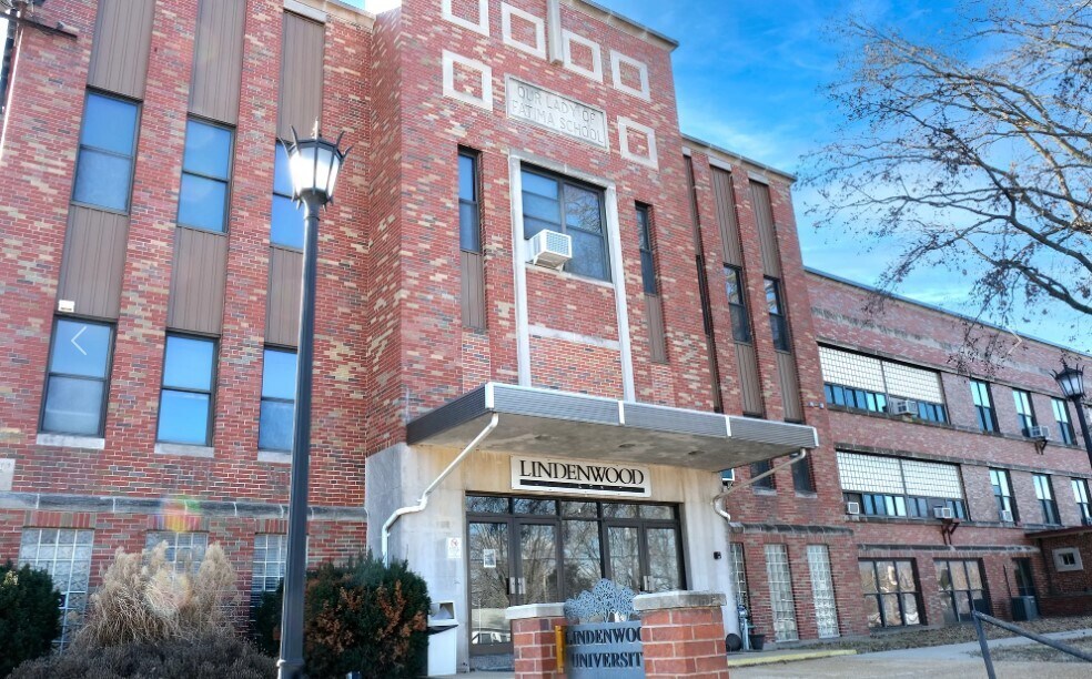 4500 Washington St, Florissant, MO à vendre Photo du bâtiment- Image 1 de 4