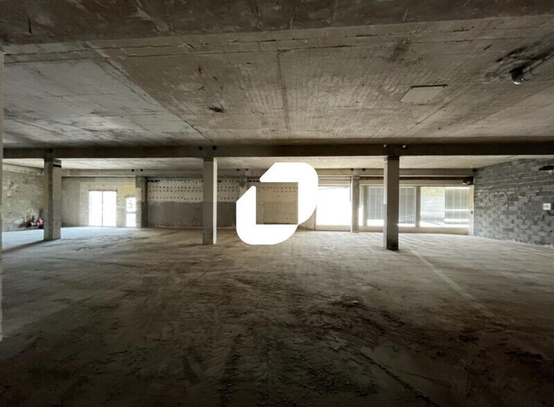 Office in Mons-en-Baroeul for sale - Interior Photo - Image 2 of 7