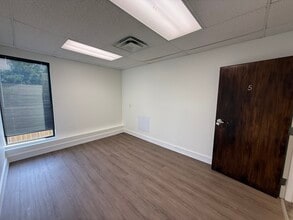 4625-4629 S Harvard Ave, Tulsa, OK for lease Interior Photo- Image 2 of 2