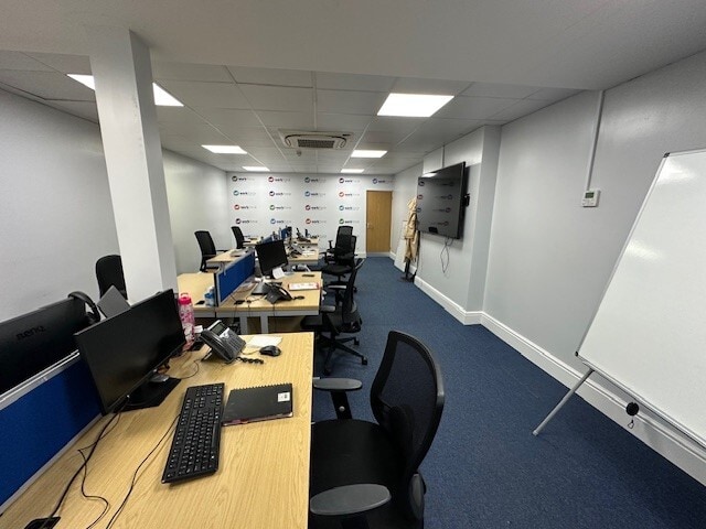 57 Foregate St, Worcester for lease - Interior Photo - Image 3 of 3