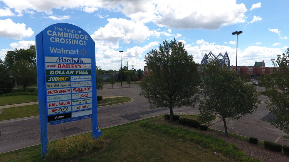 1933-2037 W Maple Rd, Troy, MI for lease - Building Photo - Image 2 of 26