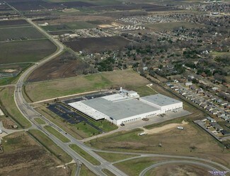 Plus de détails pour 1103 Carlos G Parker Blvd, Taylor, TX - Industriel à louer