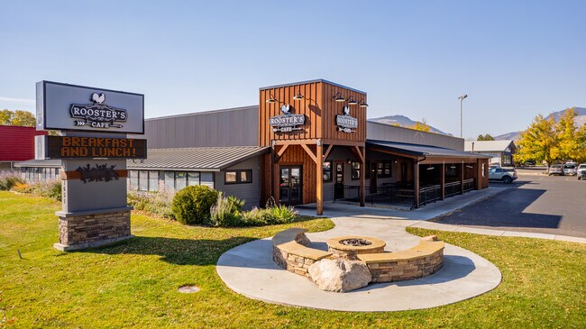 Plus de détails pour 1651 8th St, Cody, WY - Commerce de détail à vendre