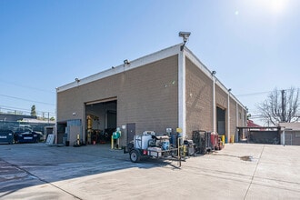 1241 E Burnett St, Signal Hill, CA for lease Interior Photo- Image 1 of 10