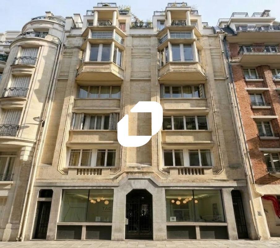 6 Rue Quentin-Bauchart, Paris à louer Photo du bâtiment- Image 1 de 7