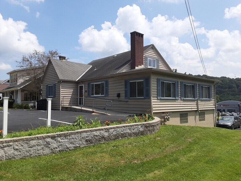 4027 Old William Penn Hwy, Murrysville, PA à louer - Photo du bâtiment - Image 3 de 18
