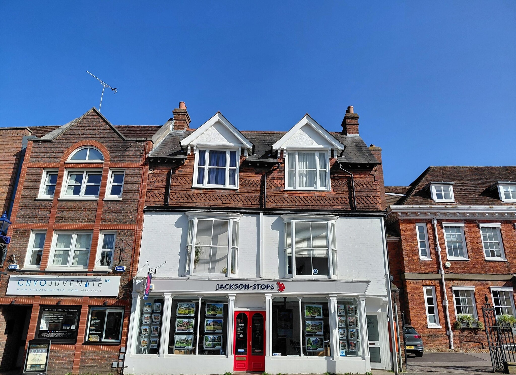 52 High St, Sevenoaks for lease Building Photo- Image 1 of 1
