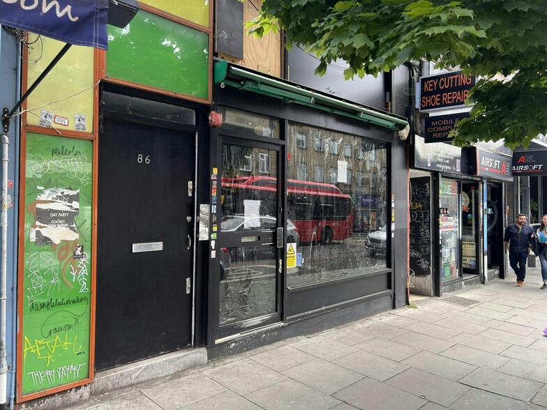 86 Camden High St, London for lease - Building Photo - Image 2 of 9