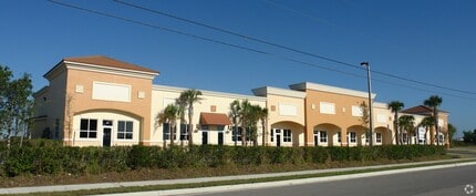 829 NE Pine Island Ln, Cape Coral, FL for lease Building Photo- Image 2 of 4