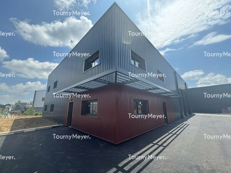 8 Rue Ecopole, Villeneuve-Tolosane for lease - Building Photo - Image 2 of 6