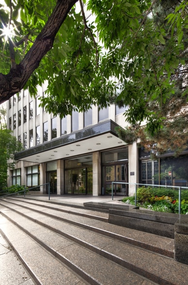 4115 Rue Sherbrooke O, Westmount, QC à louer - Photo du bâtiment - Image 2 de 5