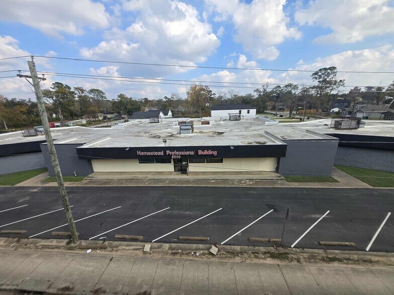 8300 Homestead Rd, Houston, TX à vendre - Photo du bâtiment - Image 2 de 53