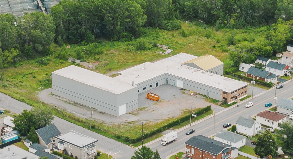 386 St Saint-Laurent, Trois-Rivières, QC for sale Primary Photo- Image 1 of 1