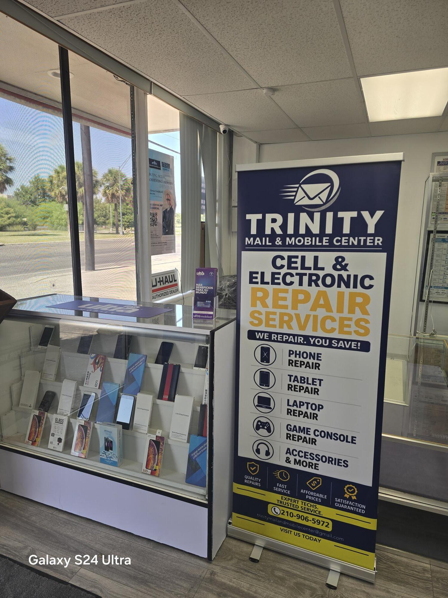 3815 W Commerce St, San Antonio, TX for lease Interior Photo- Image 1 of 4