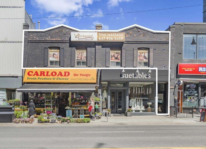 2499-2501 Yonge St, Toronto, ON à vendre Photo principale- Image 1 de 1