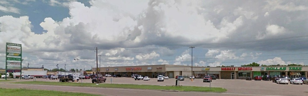 200-400 State Highway 35 S, Port Lavaca, TX for lease - Building Photo - Image 2 of 4