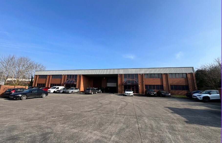 Cribbs Causeway, Bristol for lease - Building Photo - Image 1 of 7