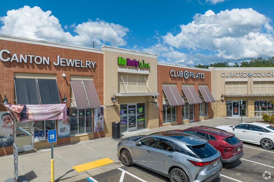 1810 Cumming Hwy, Canton, GA à louer - Photo du bâtiment - Image 2 de 5