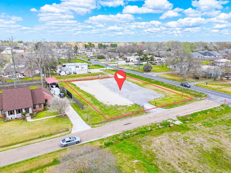 40534 Old Hickory Ave. Ave, Gonzales, LA à vendre - Photo du bâtiment - Image 1 de 6